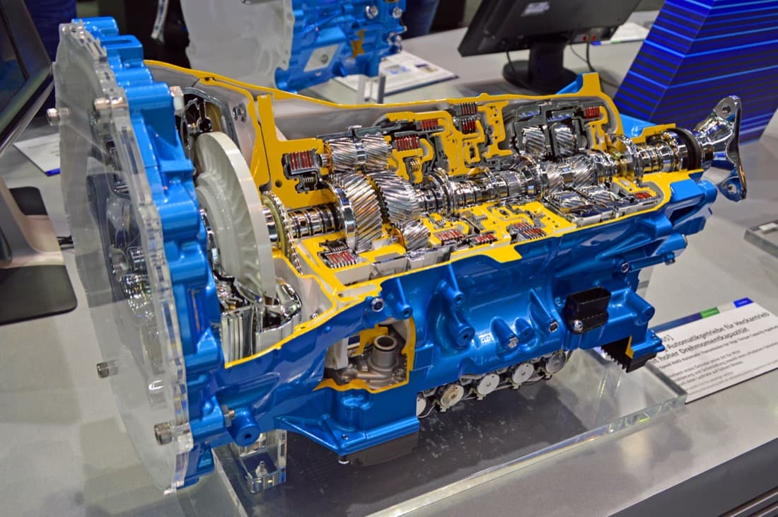 Automatic transmission cutaway reference showing internal gears