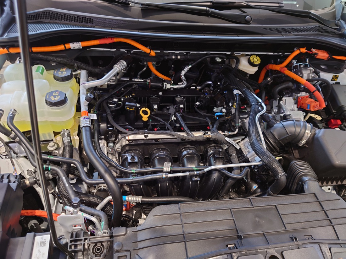Engine assembly reference photograph